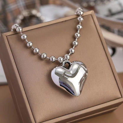 Fashionable All-match Love Pendant Necklace